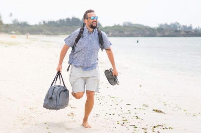 beach-trip-essentials-for-men