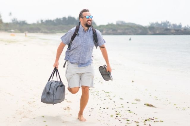 Beach Trip Essentials for Men - reneturrek